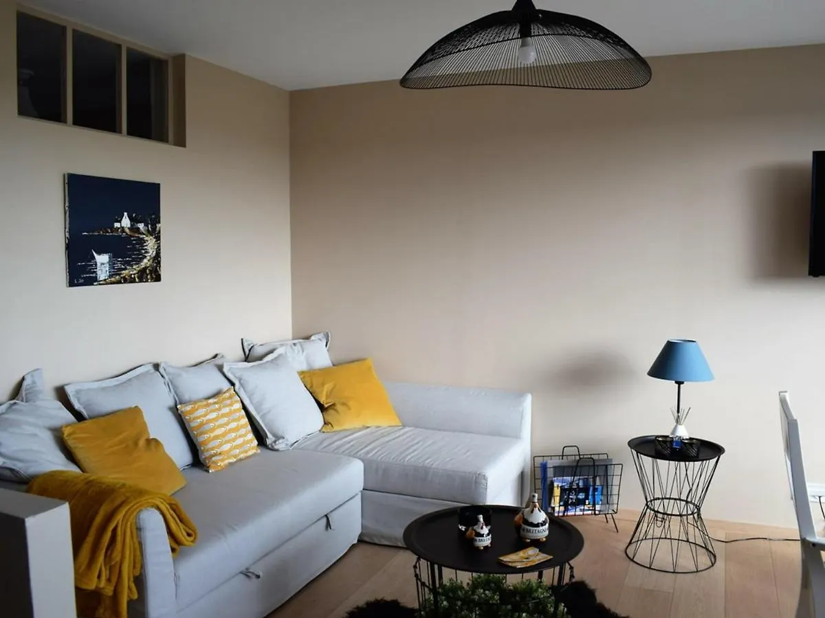 Appartement Renove A Tregastel Avec Vue Sur Mer Et Parking - Fr-1-368-117